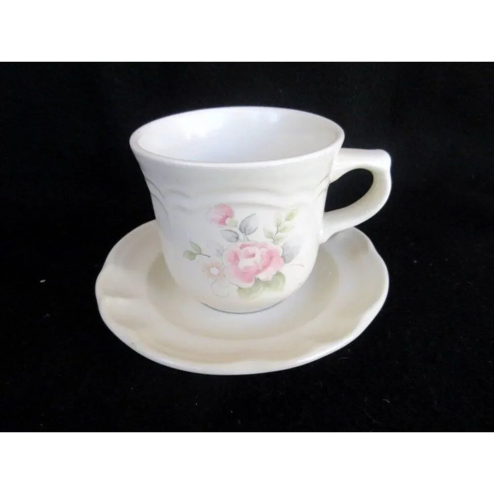Pfaltzgraff Tea Rose Set of 2 Cups/Saucers Pink Roses/Blue‎ Flowers Scalloped